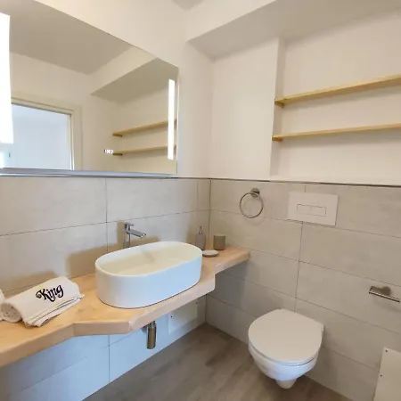 Aurora By Interhome *