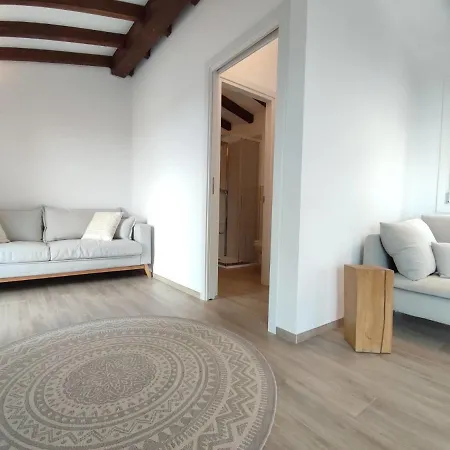 Aurora By Interhome Murta Maria