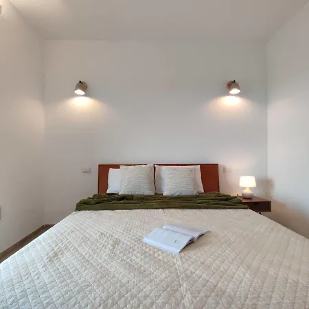 Aurora By Interhome * Murta Maria