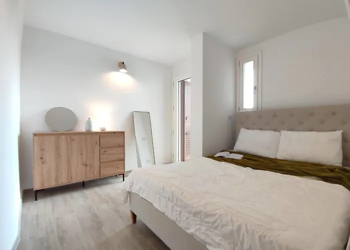 Aurora By Interhome * Murta Maria